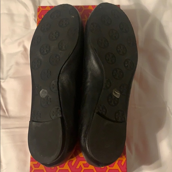 Authentic Tory Burch Classic Reva Ballet - Picture 2 of 6